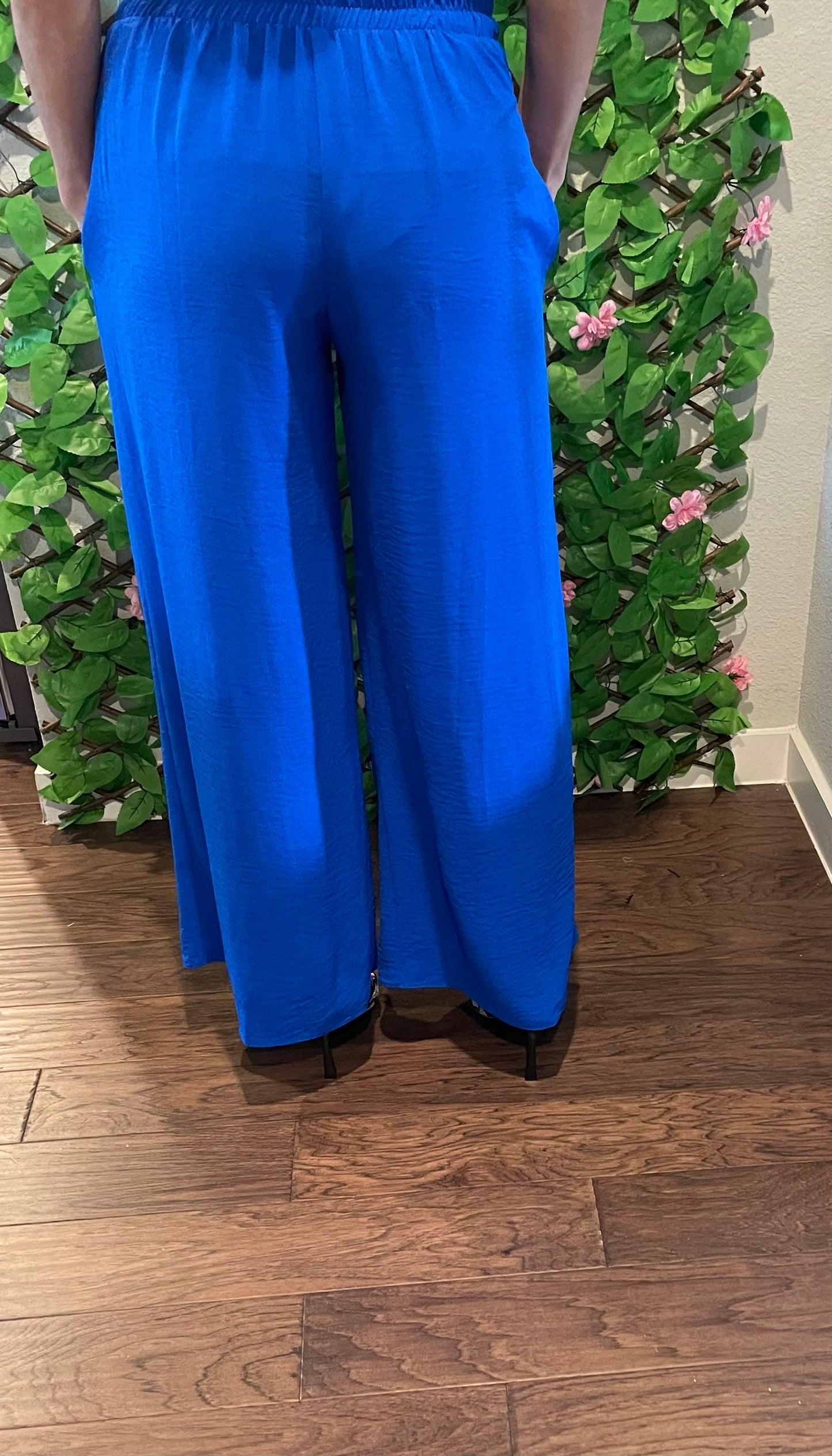 Spin USA Solid Wide Leg Pants With Pockets