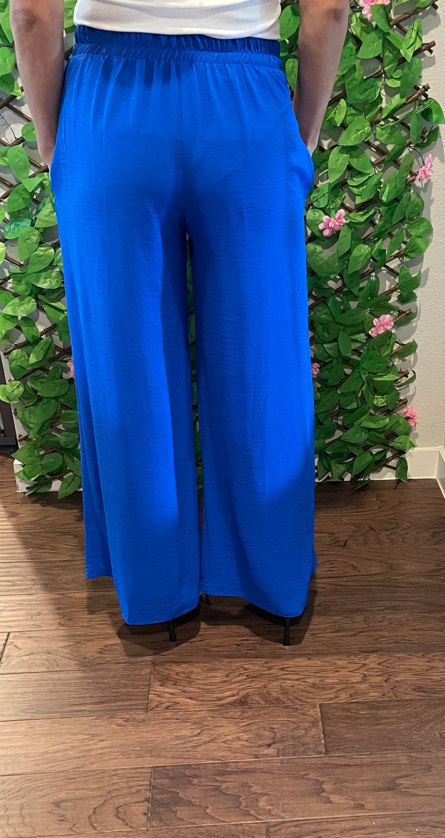 Spin USA Solid Wide Leg Pants With Pockets